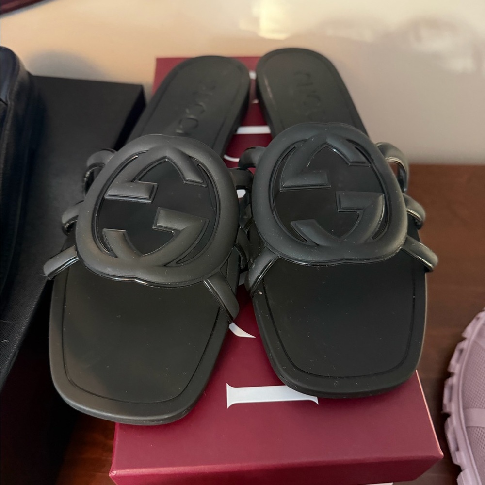 Gucci Rubber Pool Slides, 41